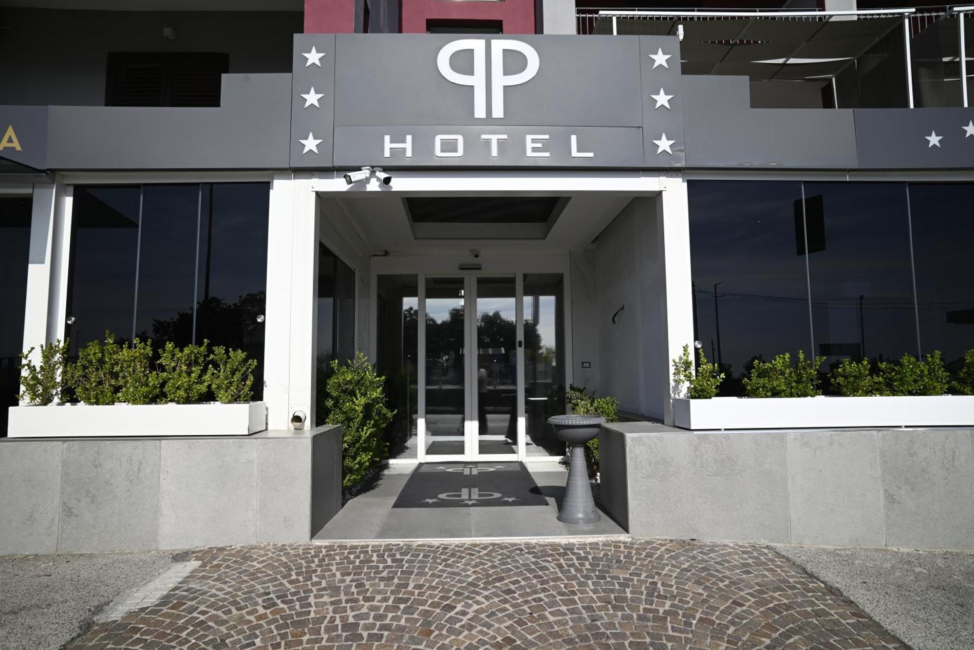 Puteoli Palace Hotel Pozzuoli Exterior photo